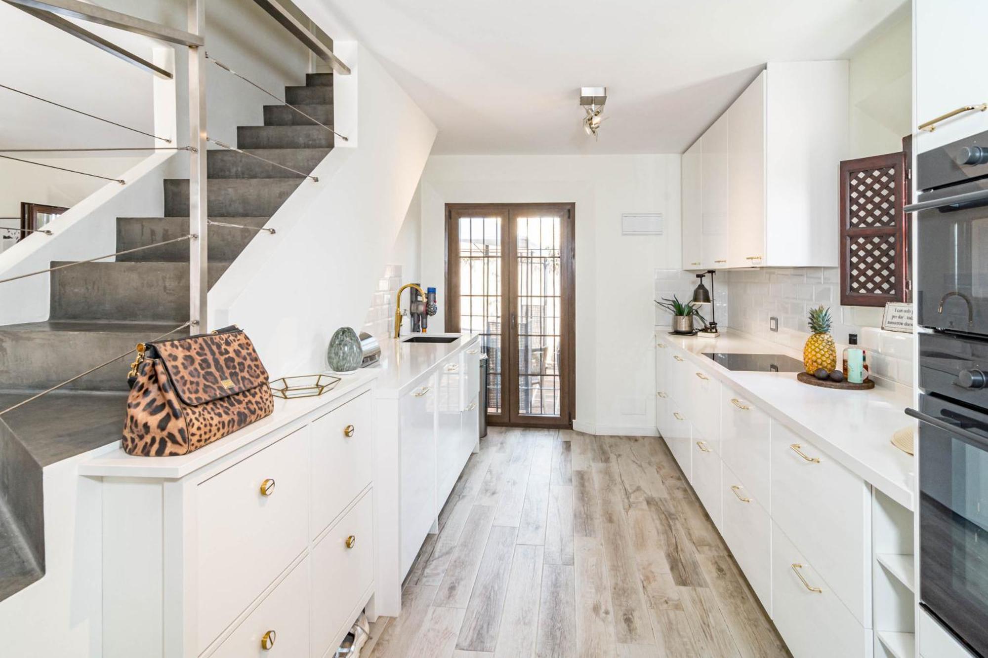 Scandinavian Style Townhouse In Nueva Andalucia Holiday home *