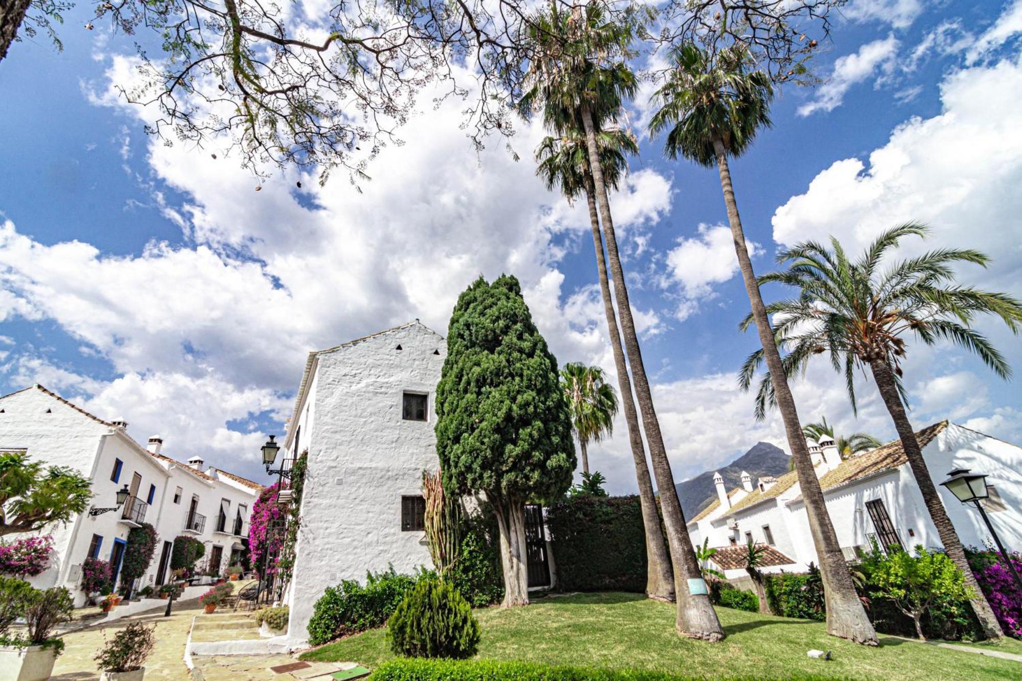 Scandinavian Style Townhouse In Nueva Andalucia Marbella